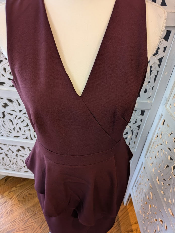 White House Black Market Elegant Burgundy Sleeveless Dress NWT Sz 6