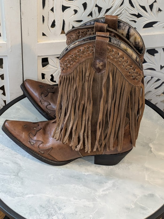Dingo Brown Fringed Heeled Boots Sz 10