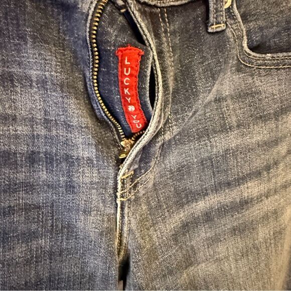 NWT Lucky Brand Mid Rise Straight Jeans Sz 10/30