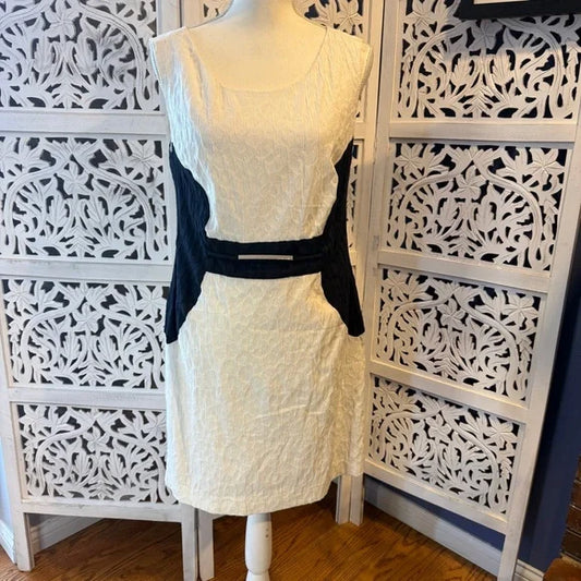 Michael Kors White and Black Textured Dress NWT Sz 8